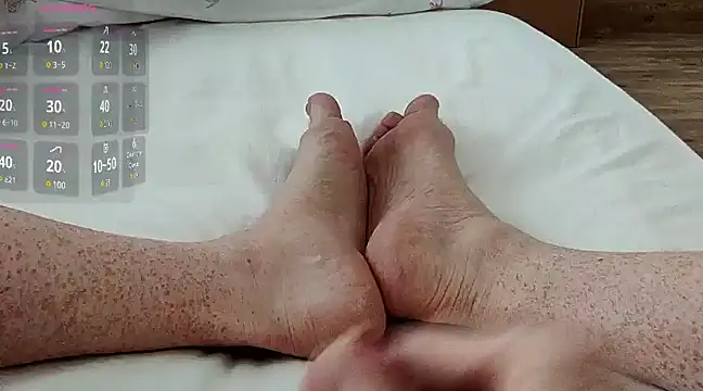 Snapshot of theSecretBallerino chatting on 17, 1, 2025 theSecretBallerino online show from 17, 1, 2025