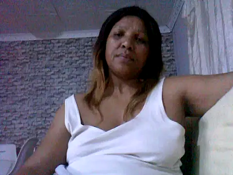 Horneymomx21 online show from 24, 9, 2025