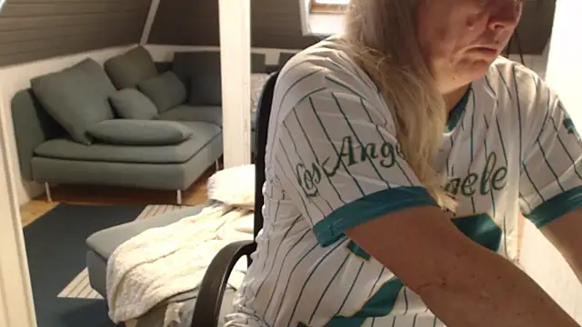 KimMitchelli online show from 13, 1, 2026