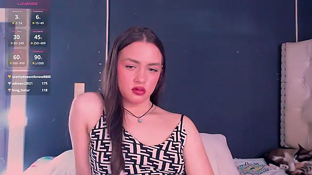 valen thompson online show from 15, 12, 2024