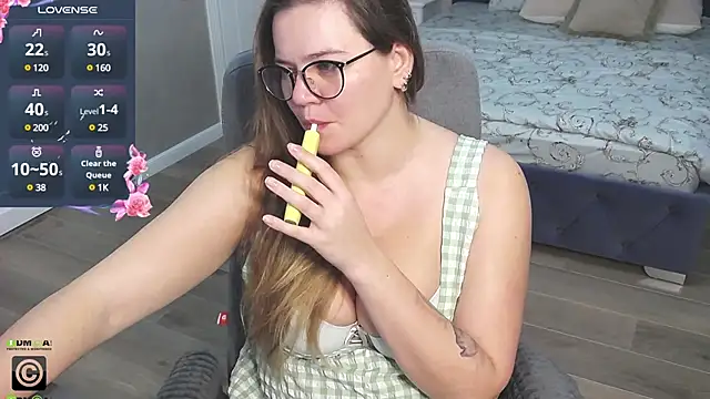 KellyKleine online show from 16, 1, 2025