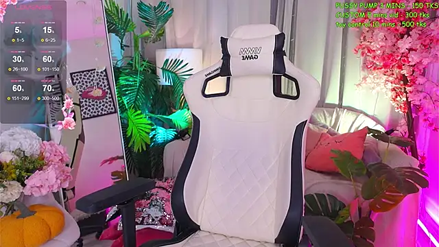 Snapshot of Crazy_Wine chatting on 19, 11, 2025 Crazy Wine online show from 19, 11, 2025