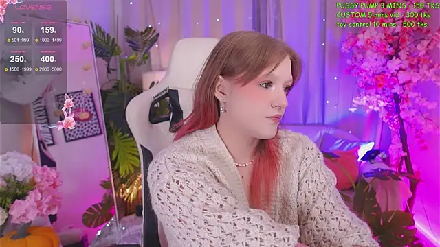 Snapshot of Crazy_Wine chatting on 24, 11, 2025 Crazy Wine online show from 24, 11, 2025