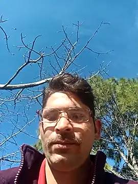 Snapshot of SunnyleoneBG chatting on 9, 3, 2025 SunnyleoneBG online show from 9, 3, 2025