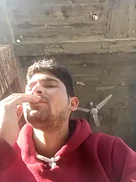 Snapshot of SunnyleoneBG chatting on 2, 11, 2025 SunnyleoneBG online show from 2, 11, 2025