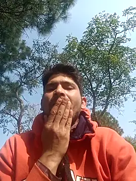 Snapshot of SunnyleoneBG chatting on 5, 11, 2025 SunnyleoneBG online show from 5, 11, 2025