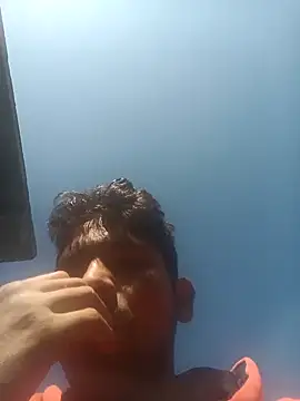 Snapshot of SunnyleoneBG chatting on 9, 11, 2025 SunnyleoneBG online show from 9, 11, 2025