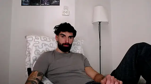 Snapshot of Verycutex chatting on 2, 3, 2026 Verycutex online show from 2, 3, 2026