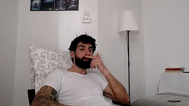 Snapshot of Verycutex chatting on 16, 3, 2026 Verycutex online show from 16, 3, 2026