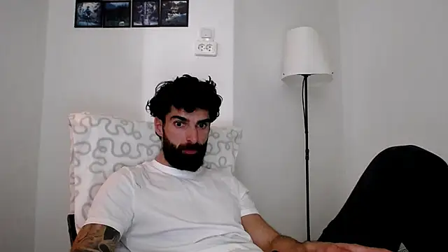 Snapshot of Verycutex chatting on 17, 3, 2026 Verycutex online show from 17, 3, 2026