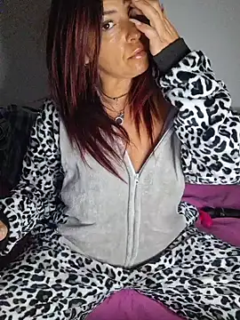 Snapshot of allyson22andy chatting on 3, 3, 2026 allyson22andy online show from 3, 3, 2026