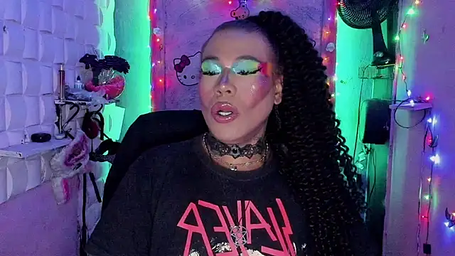 tsviolett online show from 18, 12, 2024