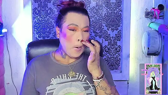 tsviolett online show from 17, 10, 2025