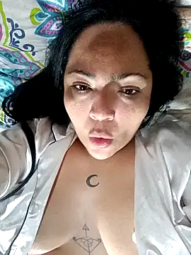 NIKOLE1301 online show from 2, 1, 2025