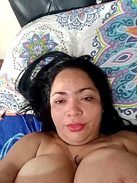 NIKOLE1301 online show from 10, 1, 2025