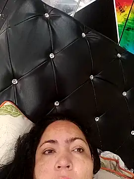 NIKOLE1301 online show from 12, 1, 2025