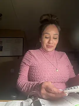 Snapshot of Aw_ThROAt9 chatting on 18, 3, 2026 Aw ThROAt9 online show from 18, 3, 2026