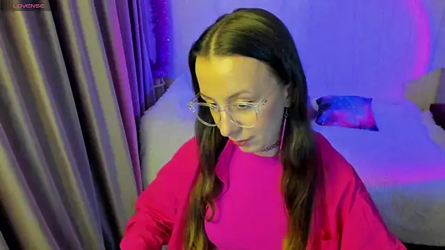 CurlySteph online show from 9, 11, 2025