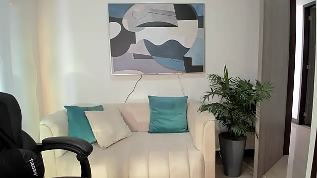 Snapshot of SaraParker_ chatting on 12, 12, 2024 SaraParker online show from 12, 12, 2024