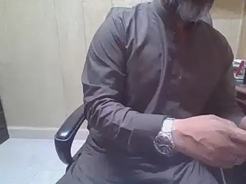 hairymaster95 online show from 24, 11, 2025