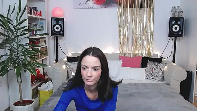 Snapshot of JaneDejaySC chatting on 23, 11, 2025 JaneDejaySC online show from 23, 11, 2025