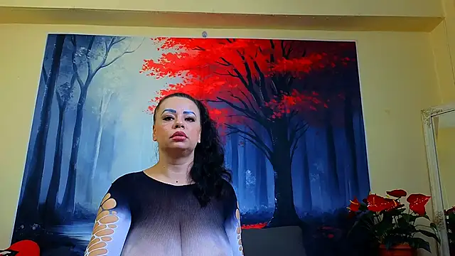 ElizabethEven online show from 1, 3, 2025