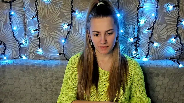 Snapshot of MaggieCake chatting on 28, 1, 2025 MaggieCake online show from 28, 1, 2025