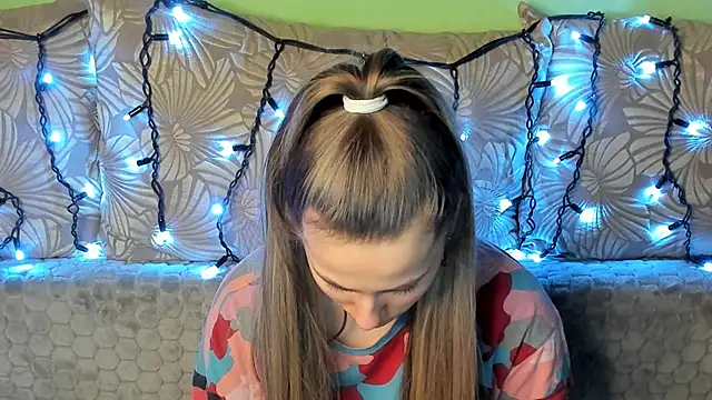 Snapshot of MaggieCake chatting on 29, 1, 2025 MaggieCake online show from 29, 1, 2025