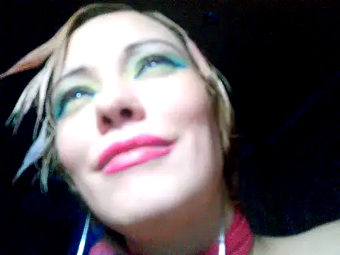 Snapshot of WildMissNiks chatting on 25, 12, 2024 WildMissNiks online show from 25, 12, 2024