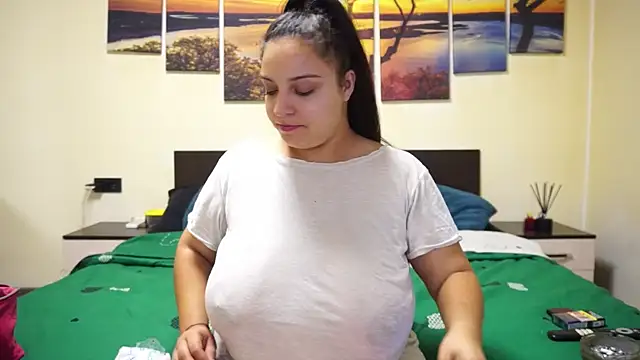 adelline online show from 21, 9, 2025