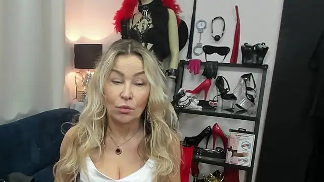 crystaLUX online show from 27, 2, 2026