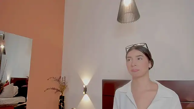 Snapshot of Christy_Sea chatting on 13, 2, 2025 Christy Sea online show from 13, 2, 2025