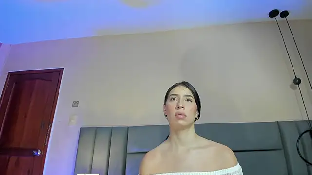 Snapshot of Christy_Sea chatting on 10, 10, 2025 Christy Sea online show from 10, 10, 2025