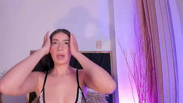 Snapshot of Christy_Sea chatting on 11, 10, 2025 Christy Sea online show from 11, 10, 2025