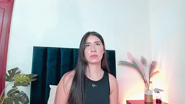 Snapshot of Christy_Sea chatting on 16, 10, 2025 Christy Sea online show from 16, 10, 2025