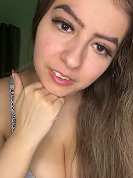 Snapshot of eleonoree chatting on 2, 2, 2025 eleonoree online show from 2, 2, 2025