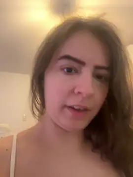 Snapshot of eleonoree chatting on 12, 10, 2025 eleonoree online show from 12, 10, 2025