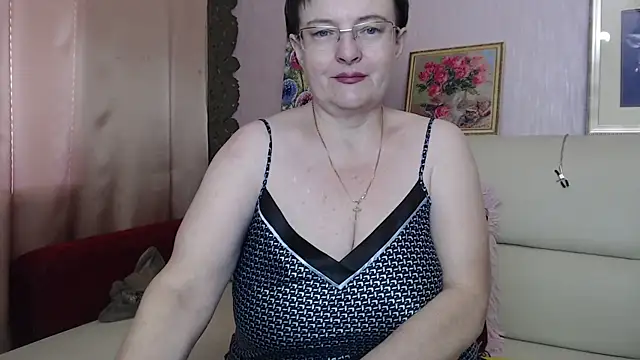 MargieEvans online show from 7, 2, 2025