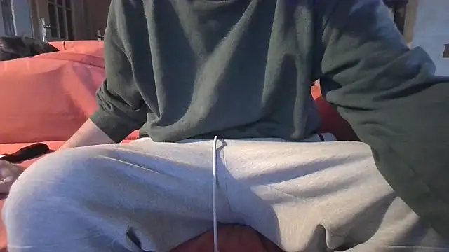 naked bear online show from 14, 2, 2025