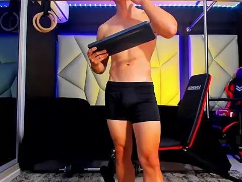 Aydenmiller96 online show from 28, 11, 2025