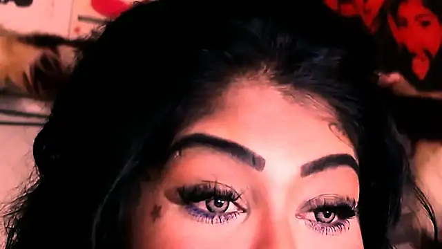 Snapshot of indian_dreamgirl chatting on 4, 12, 2025 indian dreamgirl online show from 4, 12, 2025