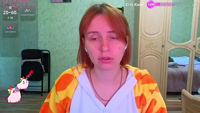 Snapshot of DanaMartina chatting on 18, 10, 2025 DanaMartina online show from 18, 10, 2025