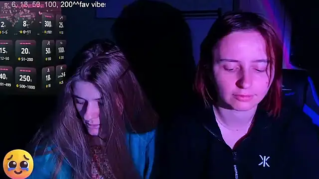 Snapshot of DanaMartina chatting on 18, 11, 2025 DanaMartina online show from 18, 11, 2025