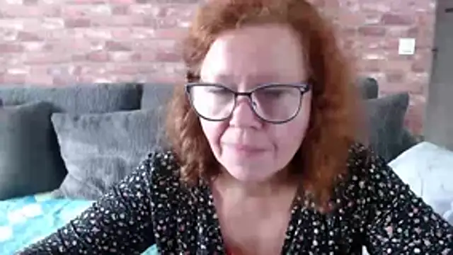 Snapshot of Adelewildx chatting on 12, 10, 2025 Adelewildx online show from 12, 10, 2025
