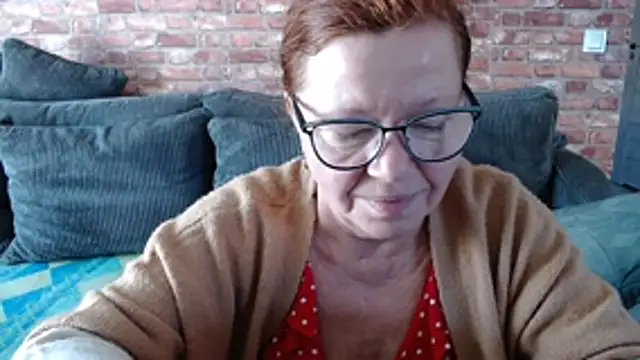 Snapshot of Adelewildx chatting on 22, 11, 2025 Adelewildx online show from 22, 11, 2025