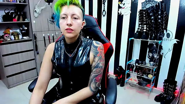 Mistress Yelena online show from 13, 1, 2025