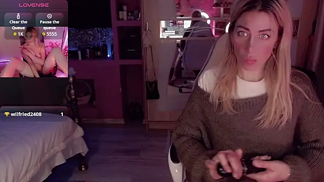 AnnieGOld  online show from 12, 1, 2026