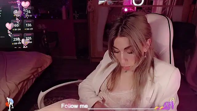 AnnieGOld  online show from 16, 3, 2026