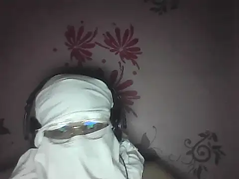 streemboylove online show from 2, 3, 2025