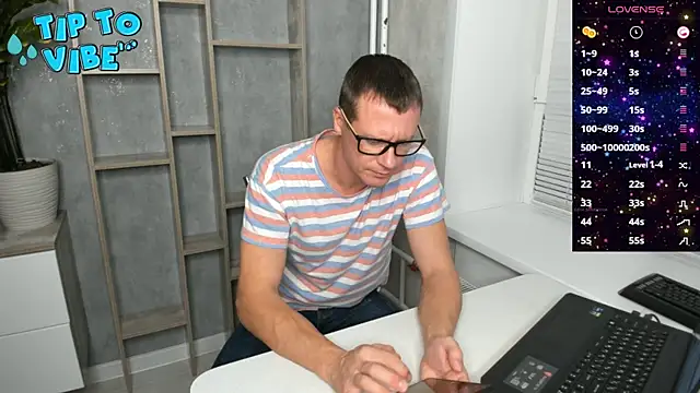 Smallnipples online show from 2, 12, 2025